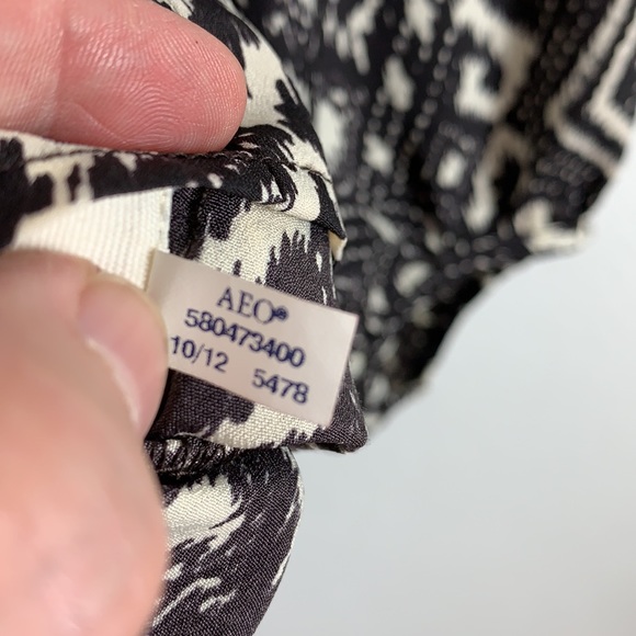 American Eagle Outfitters Long Sleeve Medium - Picture 4 of 16